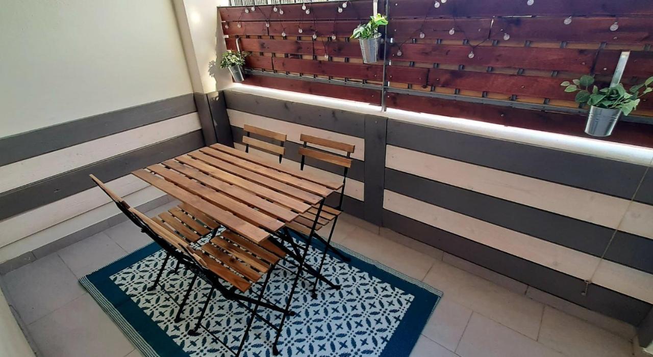 Appartement Avec Terrasse Тулон Экстерьер фото